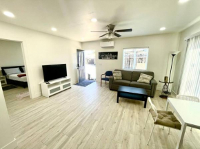 1BR Modern House, near Tesla & BART